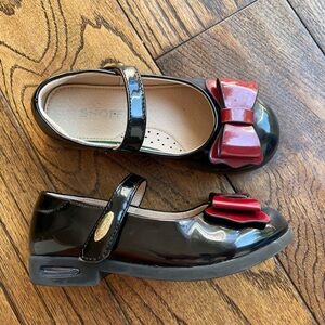 Girls dress shoes size 11 (29)